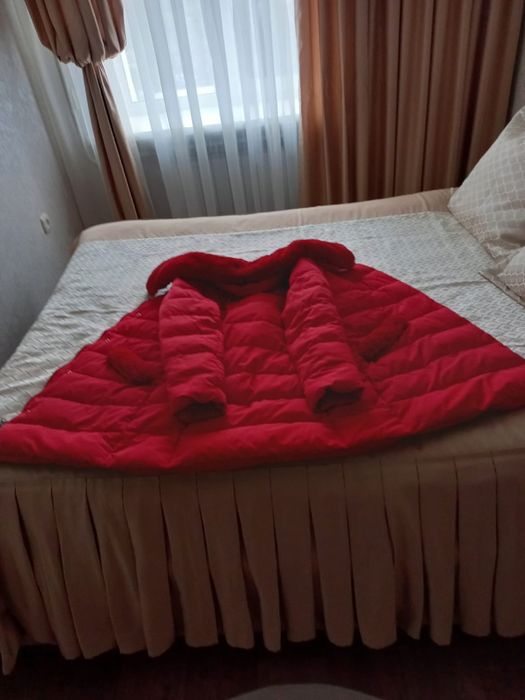 Продам пуховик зимний женский