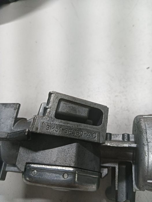 Contact Cu Cheie Ford Focus Ii Da_, Hcp, Dp 2004 - 2013 3M513F880Ac