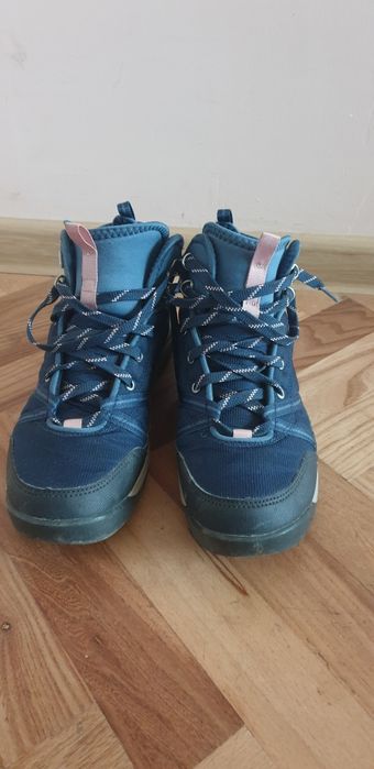 Дамски туристически обувки