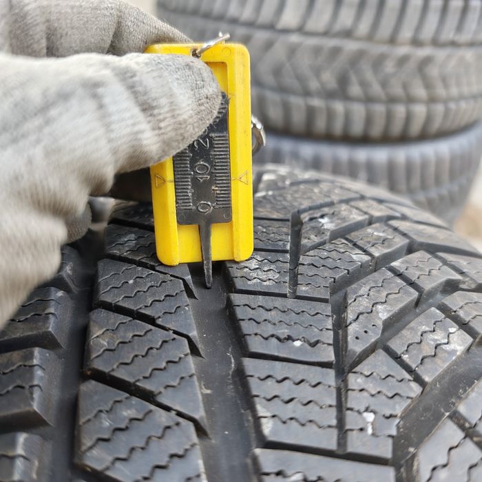 Anvelope 245/45R19 marca Sailun, DOT 2025, M+S,8 mm