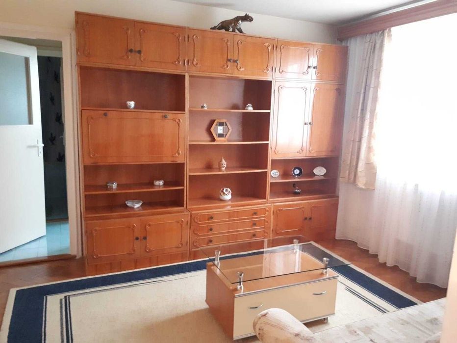 Apartament de vanzare cu 2 camere, zona centrala