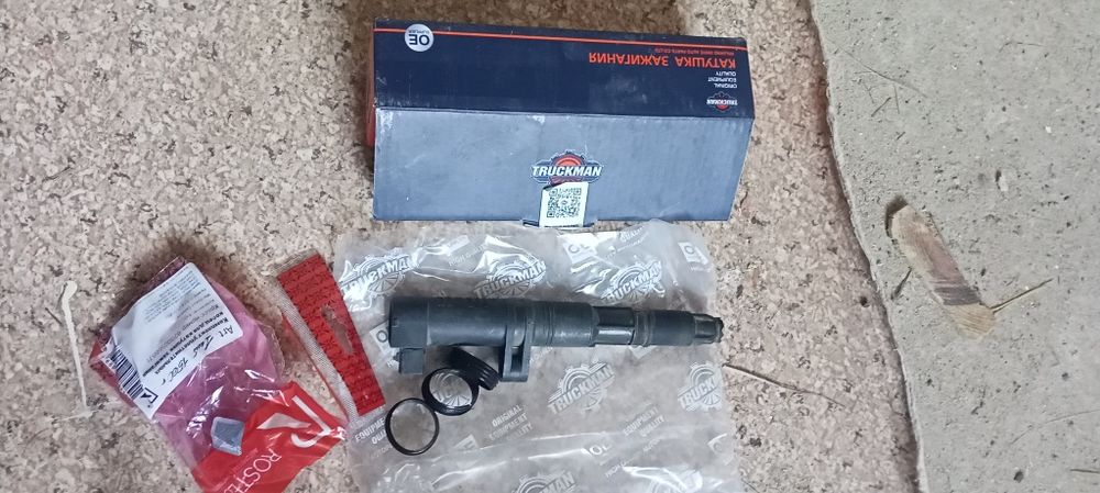 Запчасти на Рено Дастер