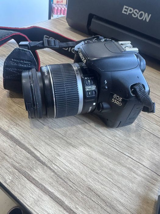 Kamera Canon 550D sotiladi!