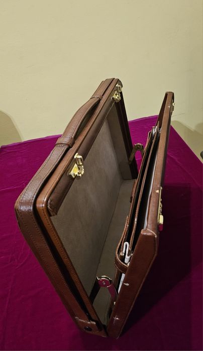 Servietă diplomat piele cu cifru business Franzen (W. Germany)