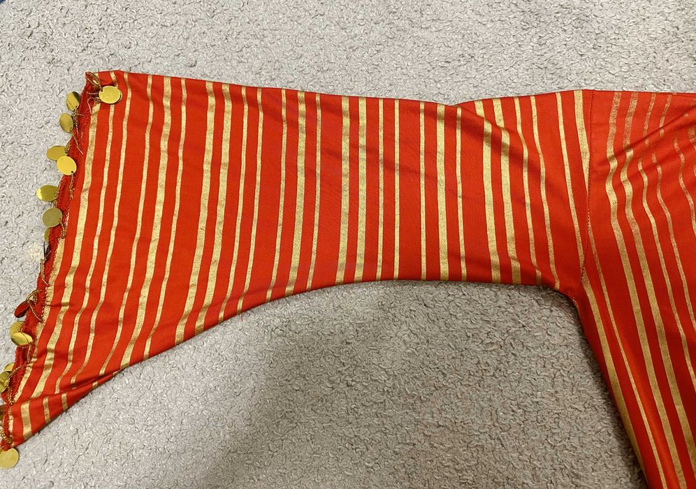 Фолклорен костюм за ориенталски танци - червена галабея