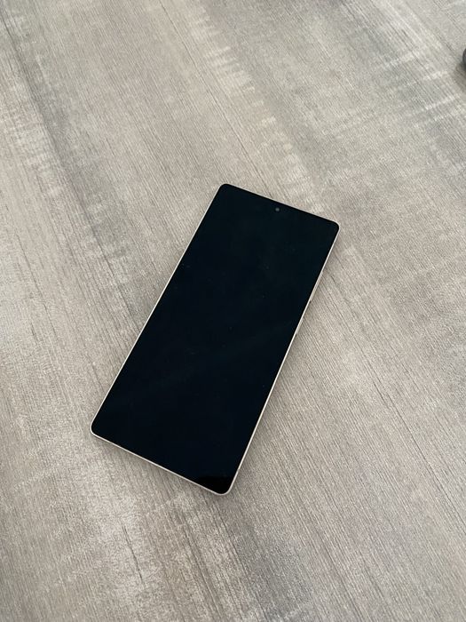 Samsung S25 ultra 256гб