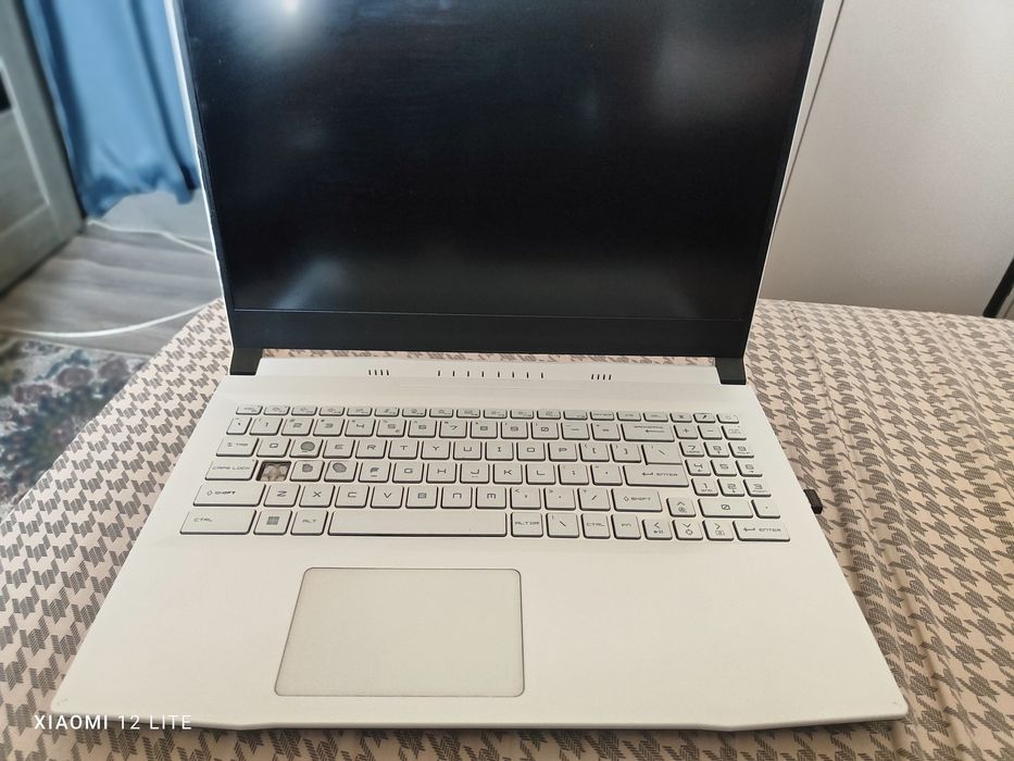 Ноутбук MSI sword