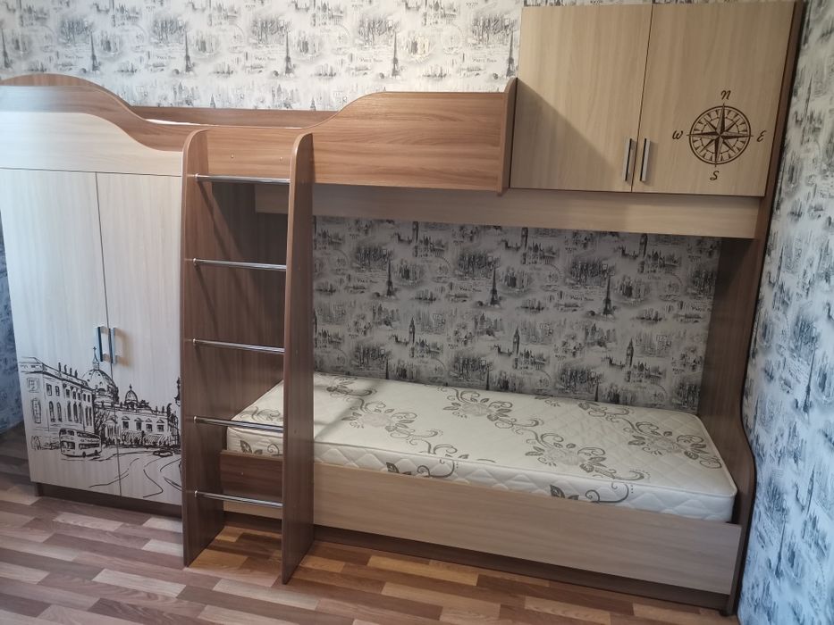 Кровать двухярусная