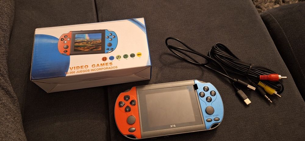 Consola Jocuri 10.000 incluse