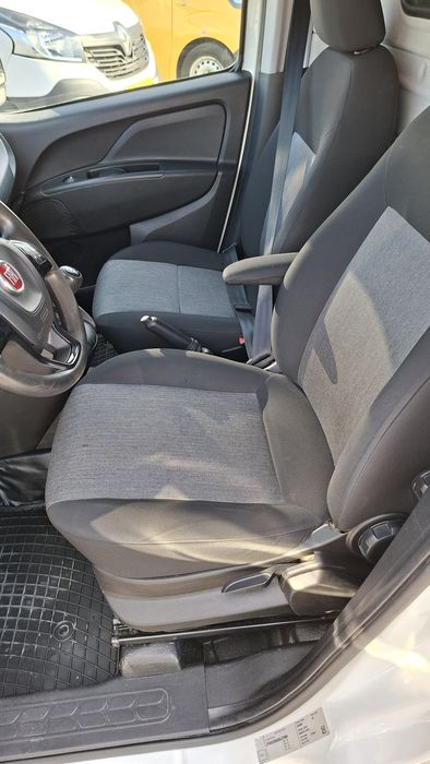 Fiat doblo maxi 2018 2 loc 1.6 101cp E 6 Rate 222223km Rate Factură