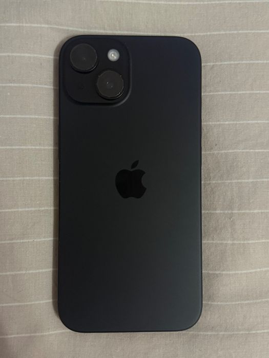 iPhone 15 128GB+5 калъфа ПОДАРЪК!!