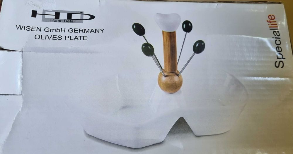 Красива чиния за сервиране