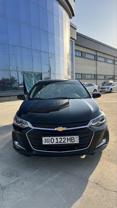 Chevrolet Onix primer plus full 2025