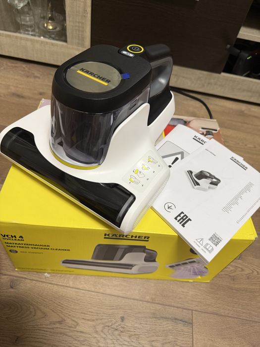 Прахосмукачка против акари Karcher VCH 4 UV Clean