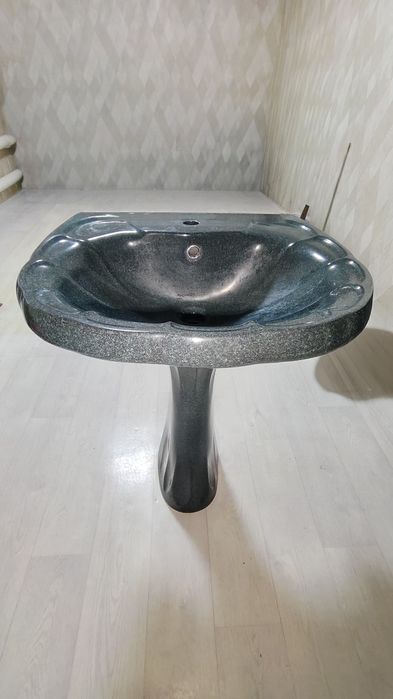 Продам умывальник б.у.