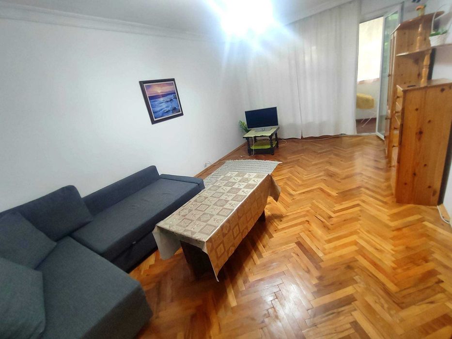 Дава се под наем Тристаен апартамент в Видин, Химик - 80 кв.м за 300.9 € - Снимка #1