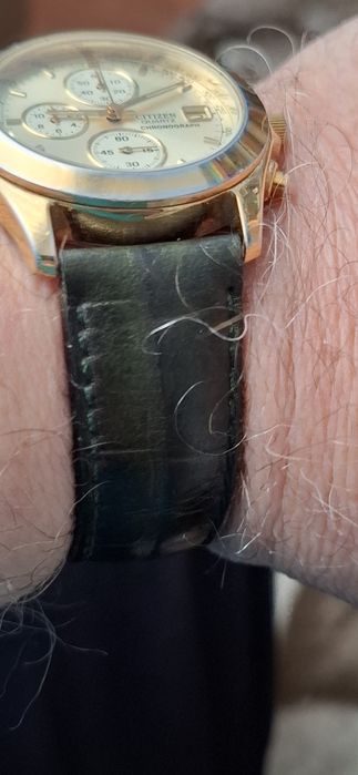 CITIZEN japan cu baterie și curea originală din piele.