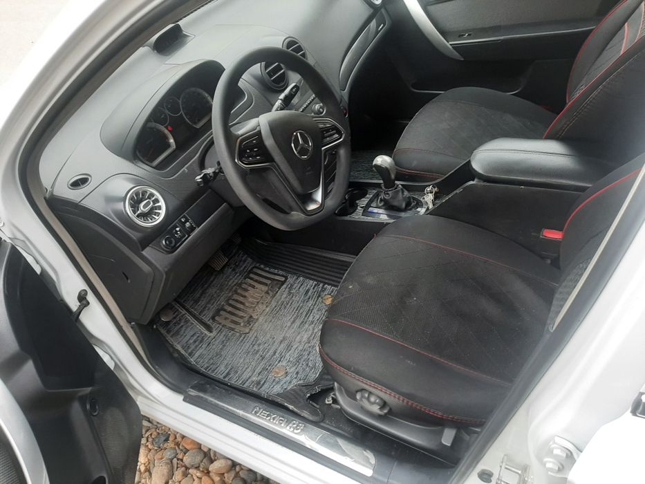 Nexia3 avtomat sotiladi