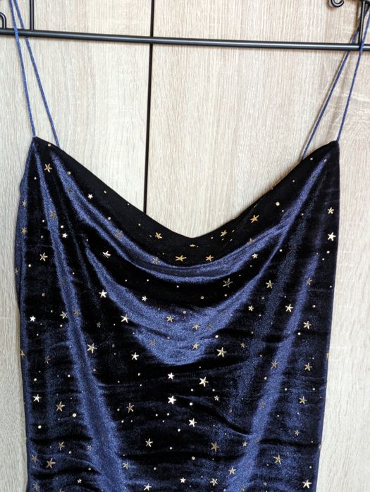 Къса секси кадифе рокля