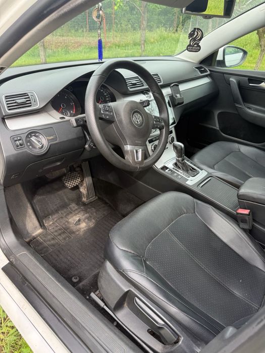 VOLKSWAGEN Passat 2012 — imagine 5