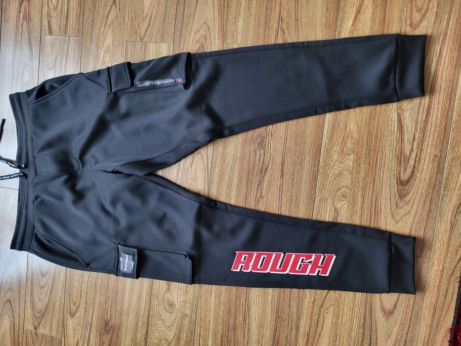 Pantaloni de trening