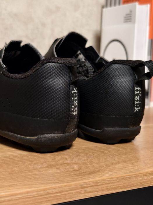 Продам велотуфли Fizik под MTB шип