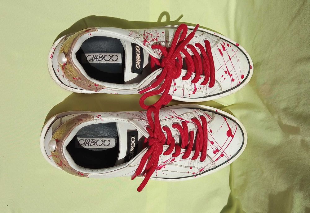 Дамски    кецове