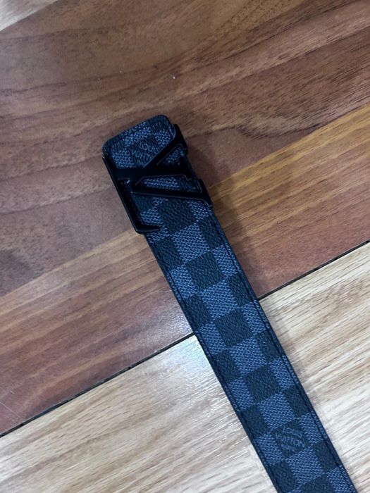 Curea Louis Vuitton LV Initiales Model Damier Graphite