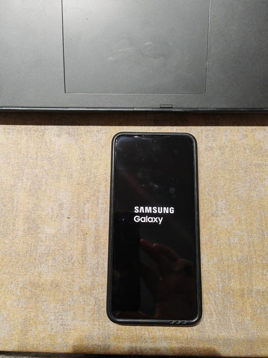 Samsung S 21 +  5G 128 gb