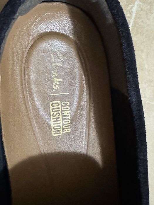 Продавам обувки Clarks