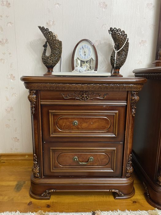 Шкаф, диван, зеркало - Б/У