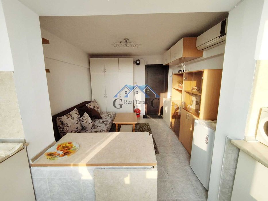 Дава се под наем Едностаен апартамент в Варна, Левски - 18 кв.м за 229.5 € - Снимка #1