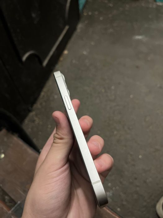 iPhone 13  128g сост хорошее!