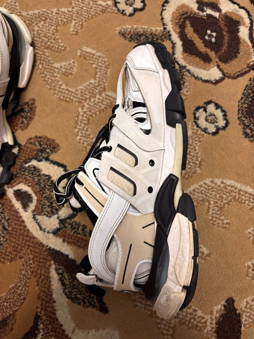 Balenciaga Track 1