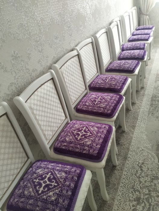 Продам стол стулья