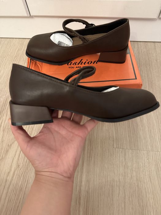 Коричневые туфельки