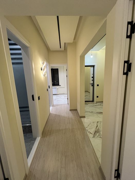 Mirobod bozari yonida 2 xona uy 7 etaj sotiladi