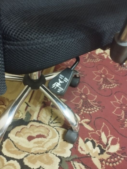 Кресло для офиса