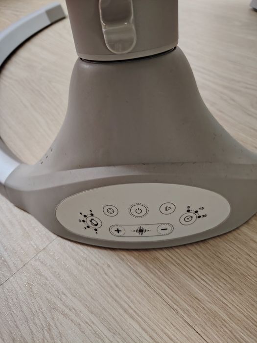 Бебешки шезлонг 5степени на люлеене и мелодии