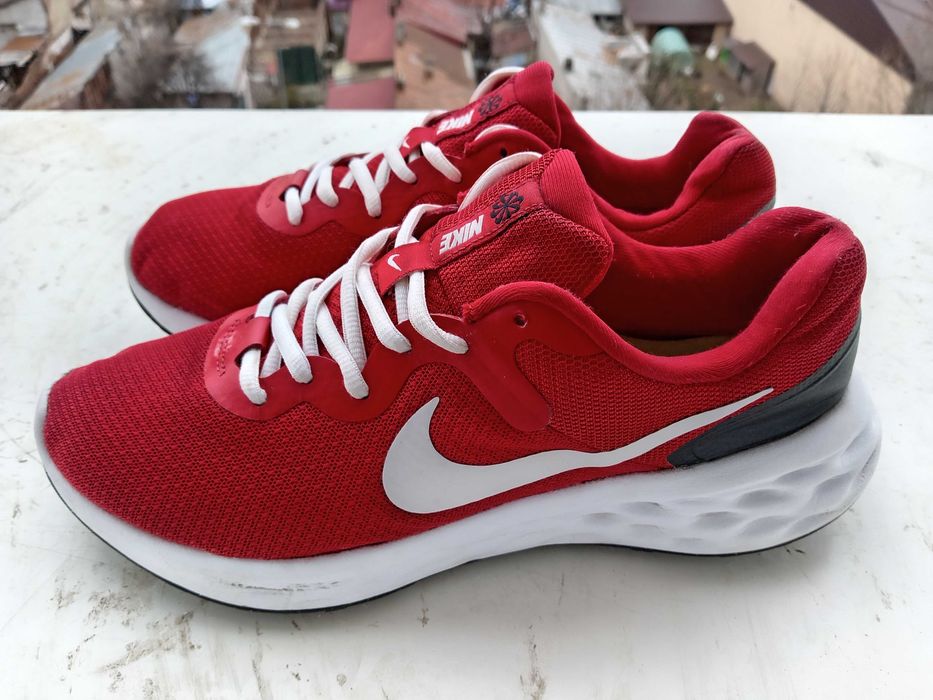 Adidas Nike REVOLUTION 6 marimea.43, (27.5 cm) made in Vietnam.