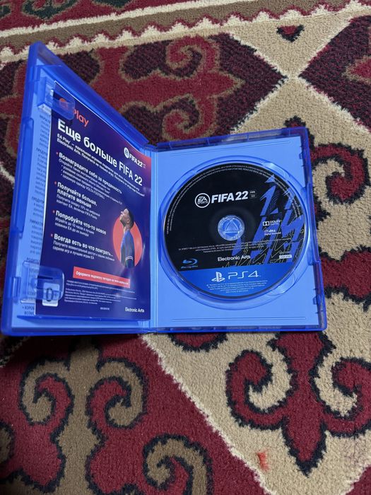 Продам 2 диска. FIFA22 и UNCHARTED 4(путь вора)