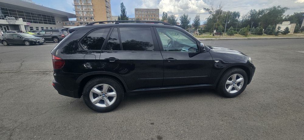 Продам BMW X5 e70