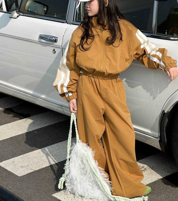 Одежда для девочек.