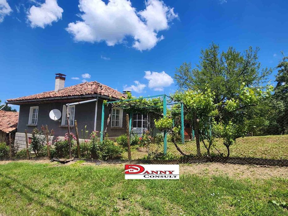 Продава се Къща в Велико Търново, Акация - 100 кв.м за 500 €/кв.м - Снимка #2