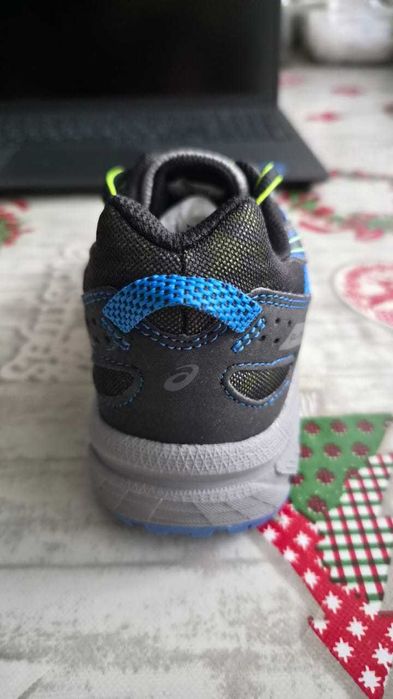 Детские оригинальные кроссовки Asics
