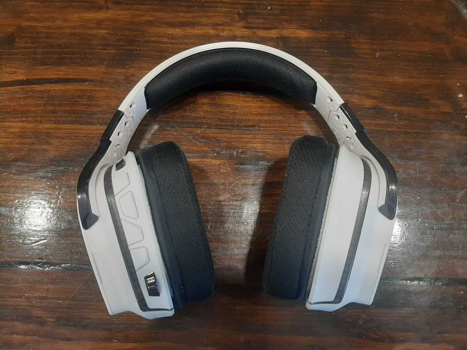 Casti Logitech G933 Artemis Spectrum Snow