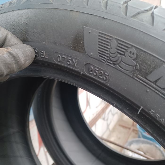 235 45 18 Michelin 4бр летни дот 23