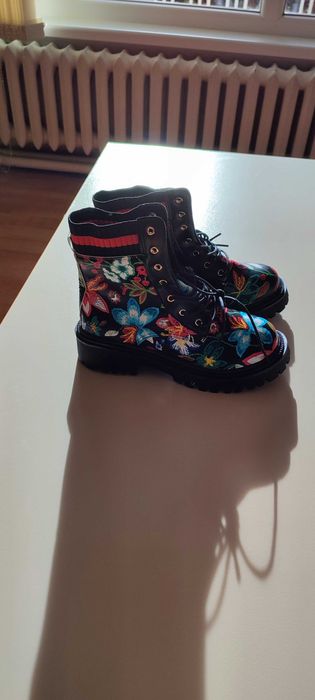 Дамски  зимни боти