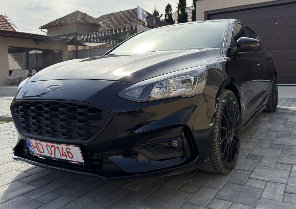 Ford focus st line