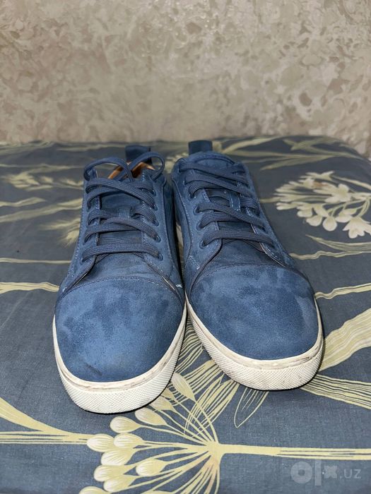 Louboutin почти нету в узб